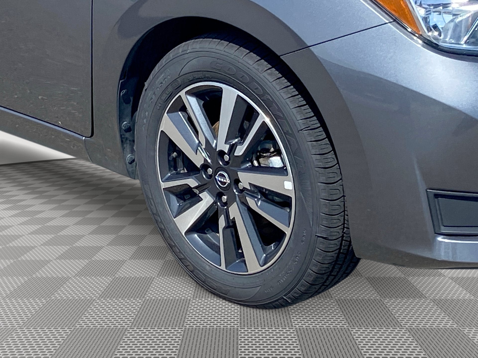 2024 Nissan Versa SV