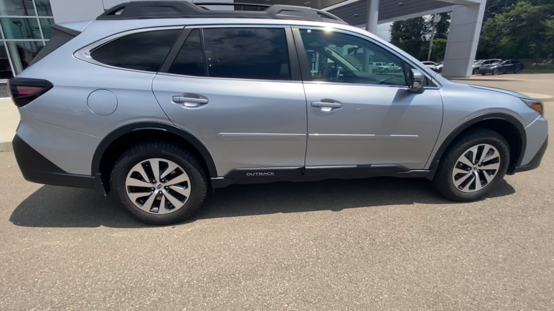 2021 Subaru Outback Premium