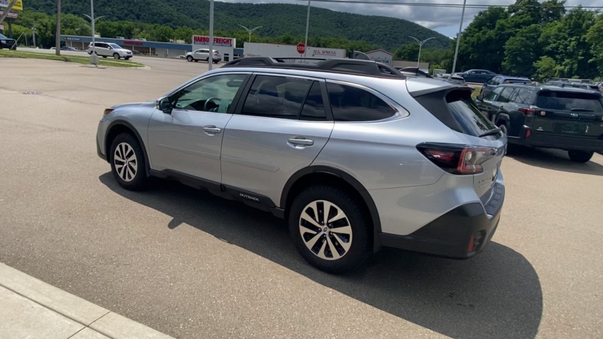 2021 Subaru Outback Premium