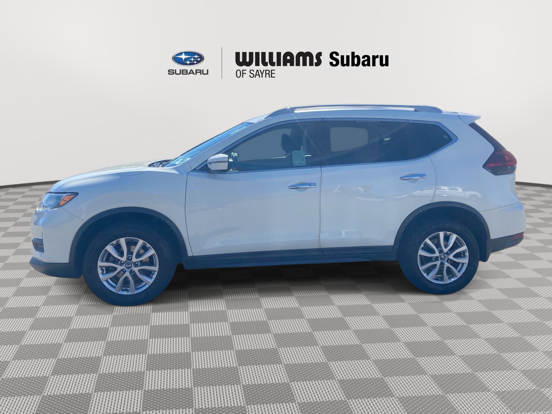 2017 Nissan Rogue SV