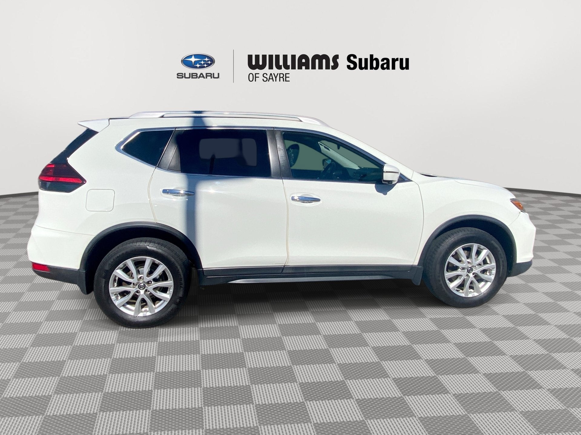 2017 Nissan Rogue SV