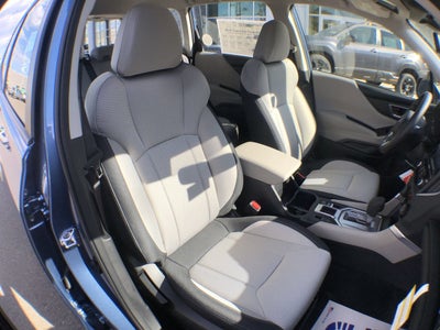 2023 Subaru Forester Base