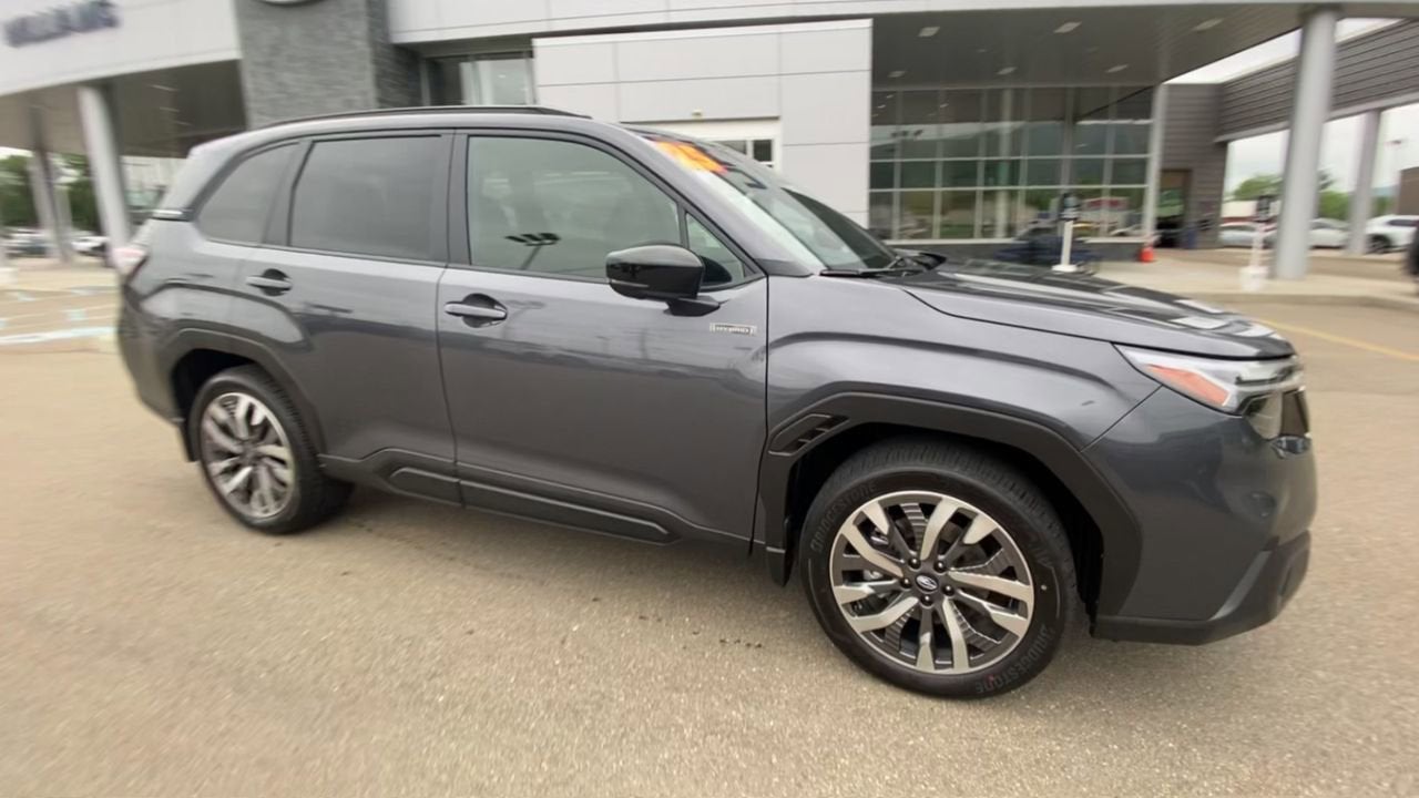 2025 Subaru Forester Touring Hybrid
