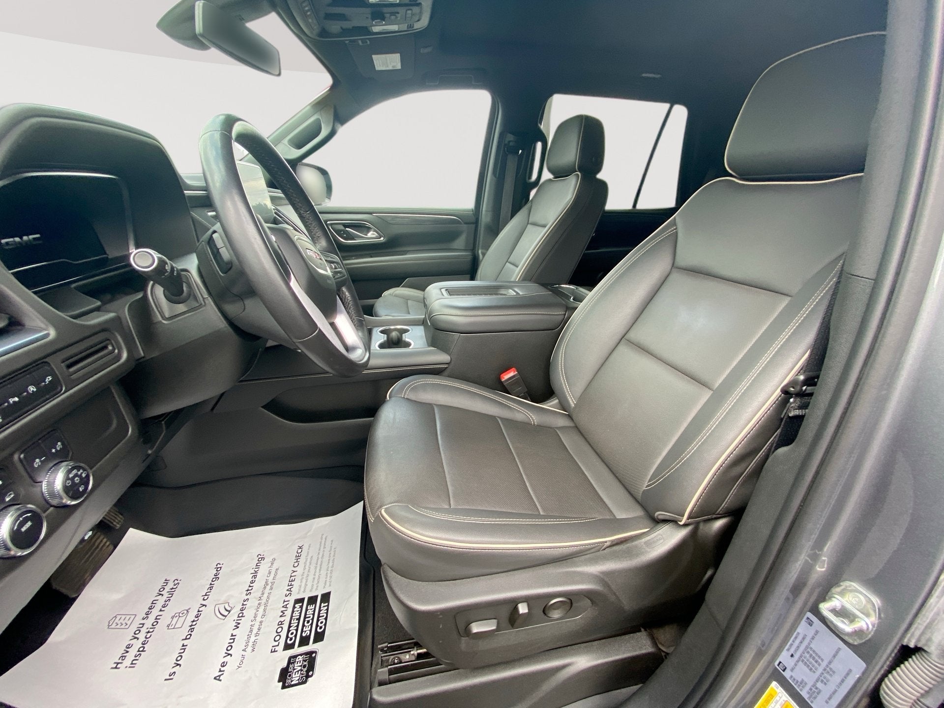 2022 GMC Yukon SLT