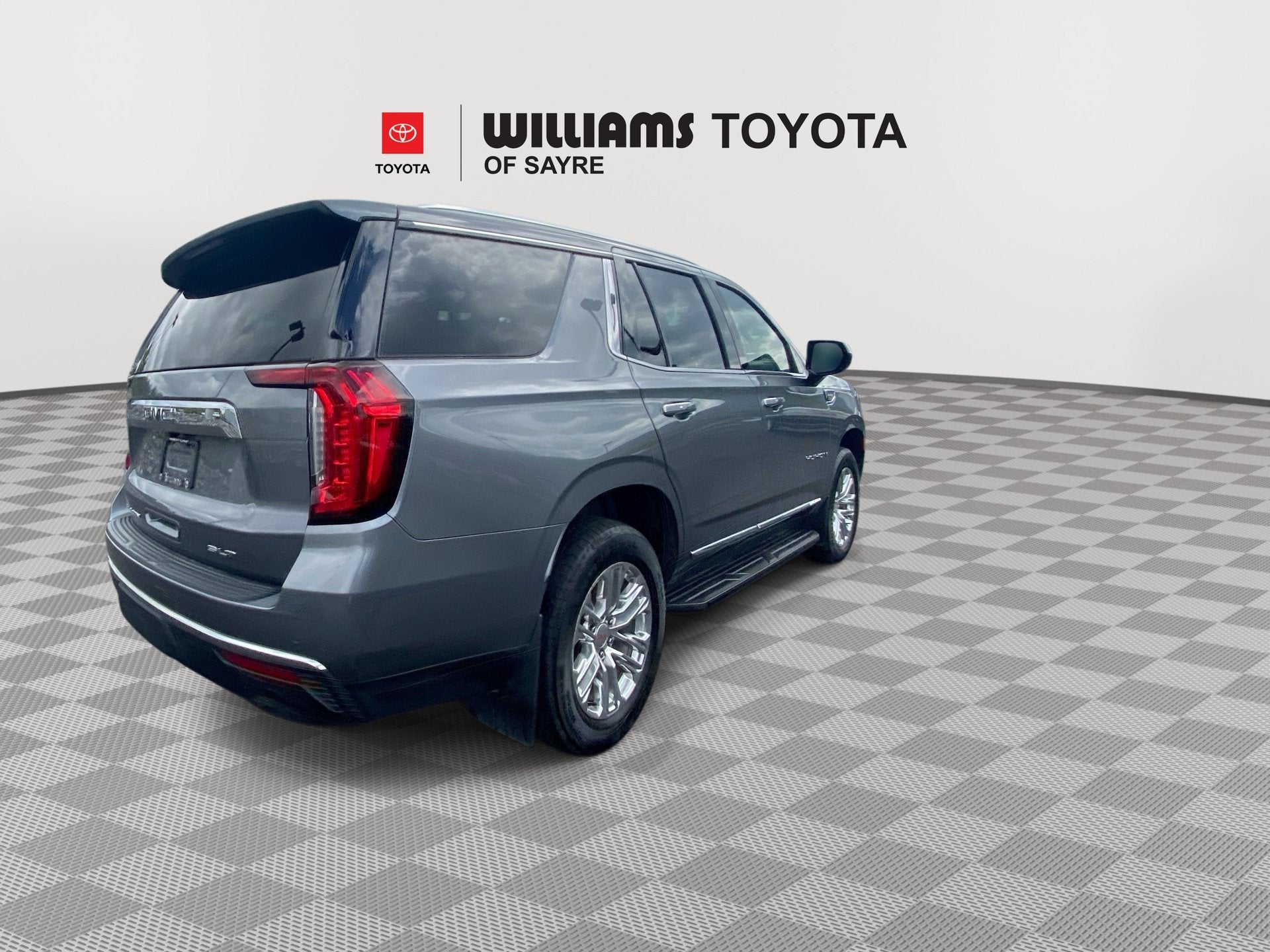 2022 GMC Yukon SLT