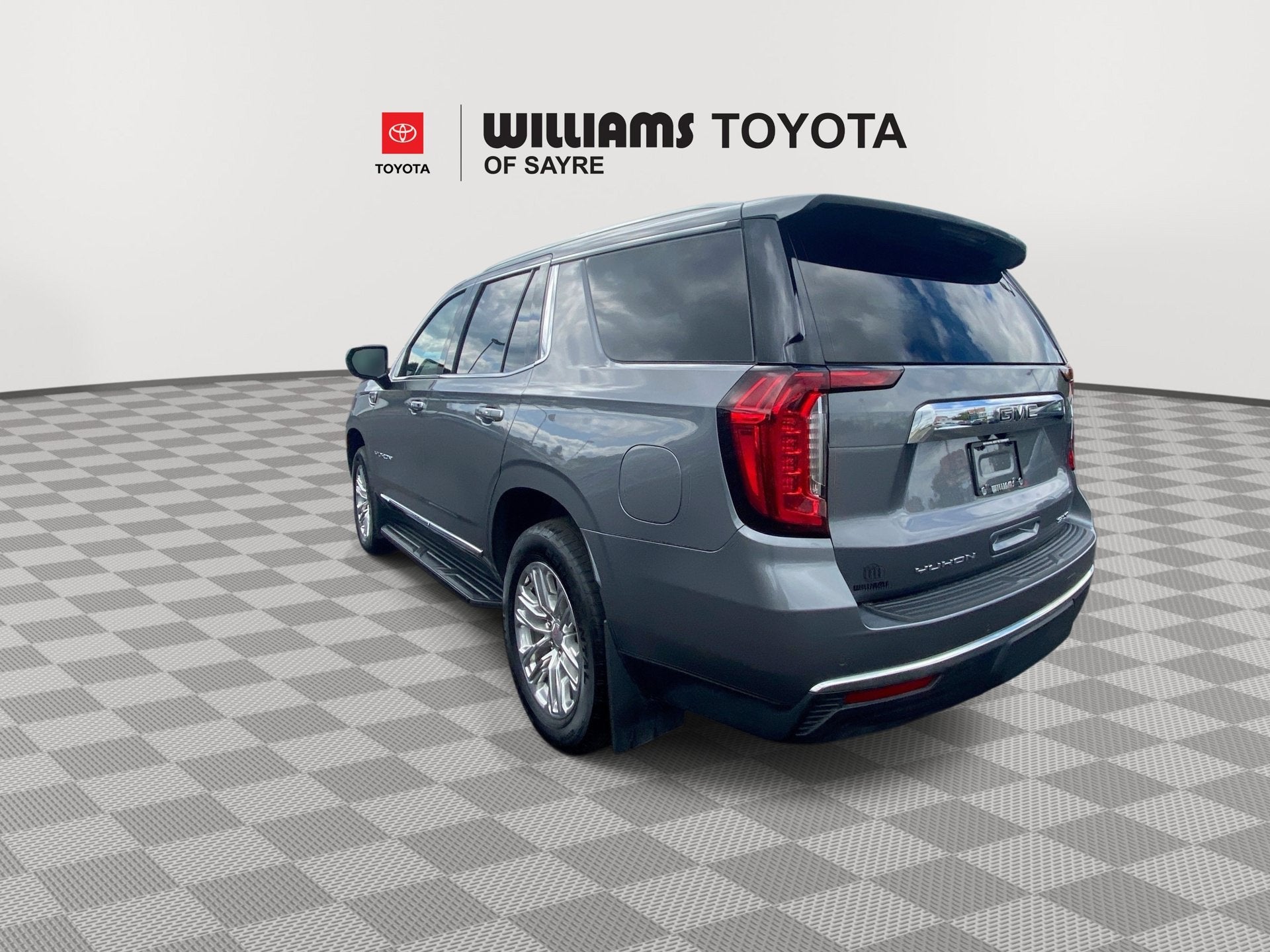 2022 GMC Yukon SLT