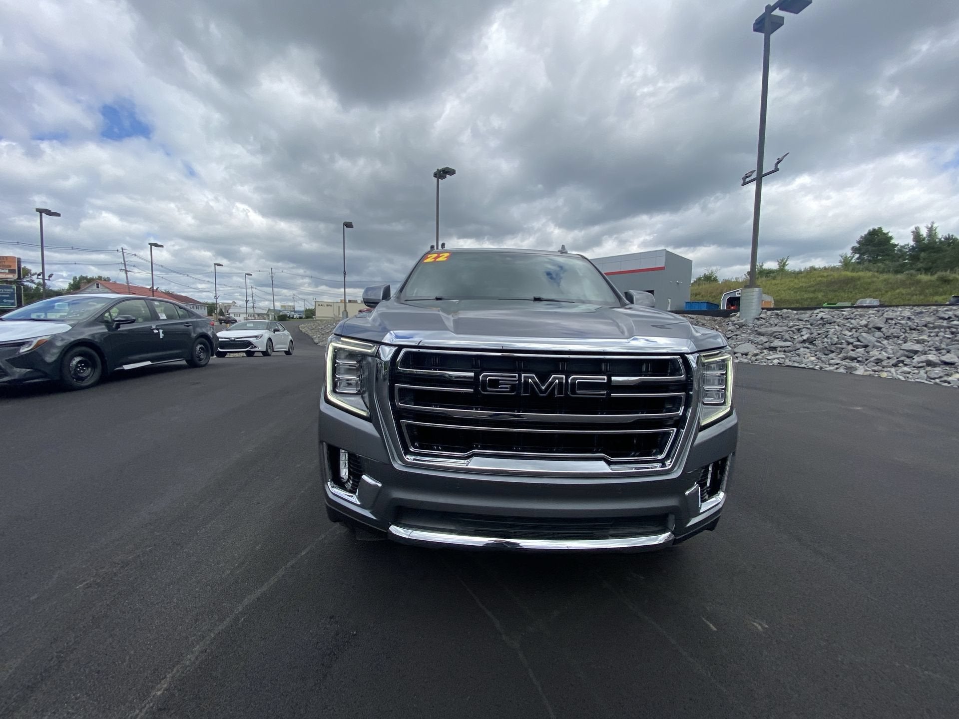 2022 GMC Yukon SLT