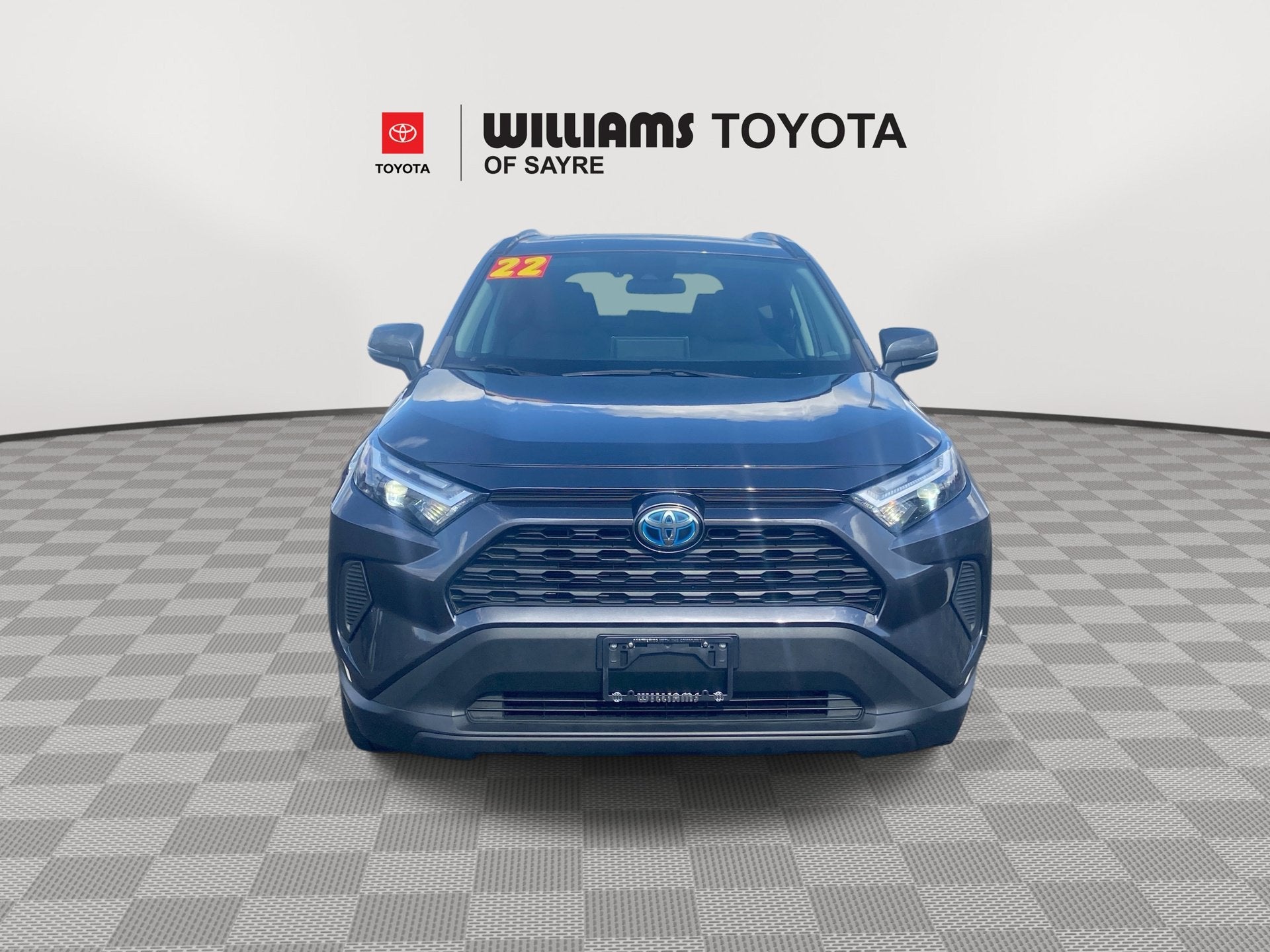 2022 Toyota RAV4 Hybrid XLE