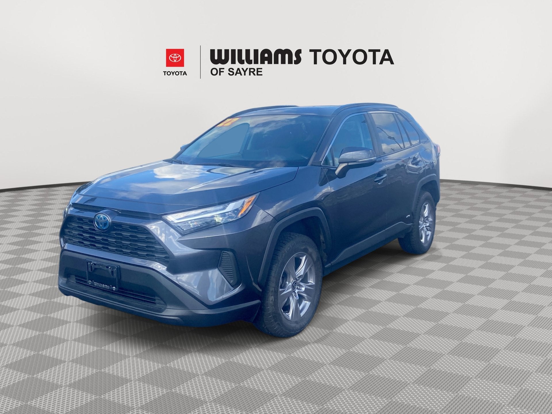 2022 Toyota RAV4 Hybrid XLE