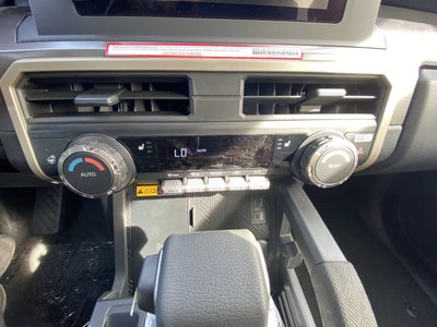 2024 Toyota Tacoma 4WD SR5