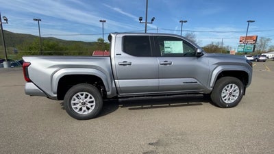 2024 Toyota Tacoma 4WD SR5