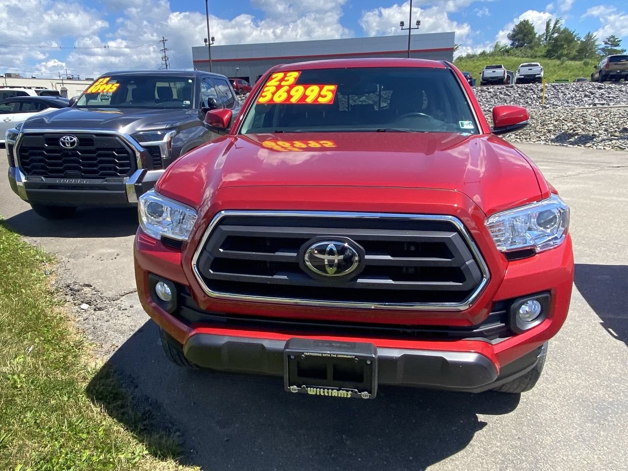 2023 Toyota Tacoma 4WD SR5