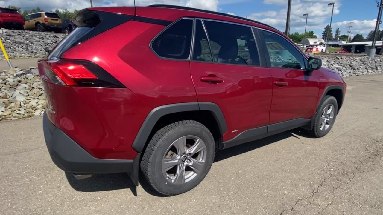 2022 Toyota RAV4 Hybrid LE