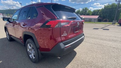 2022 Toyota RAV4 Hybrid LE