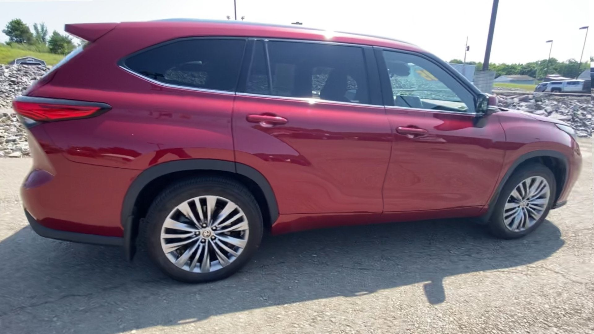 2022 Toyota Highlander Platinum