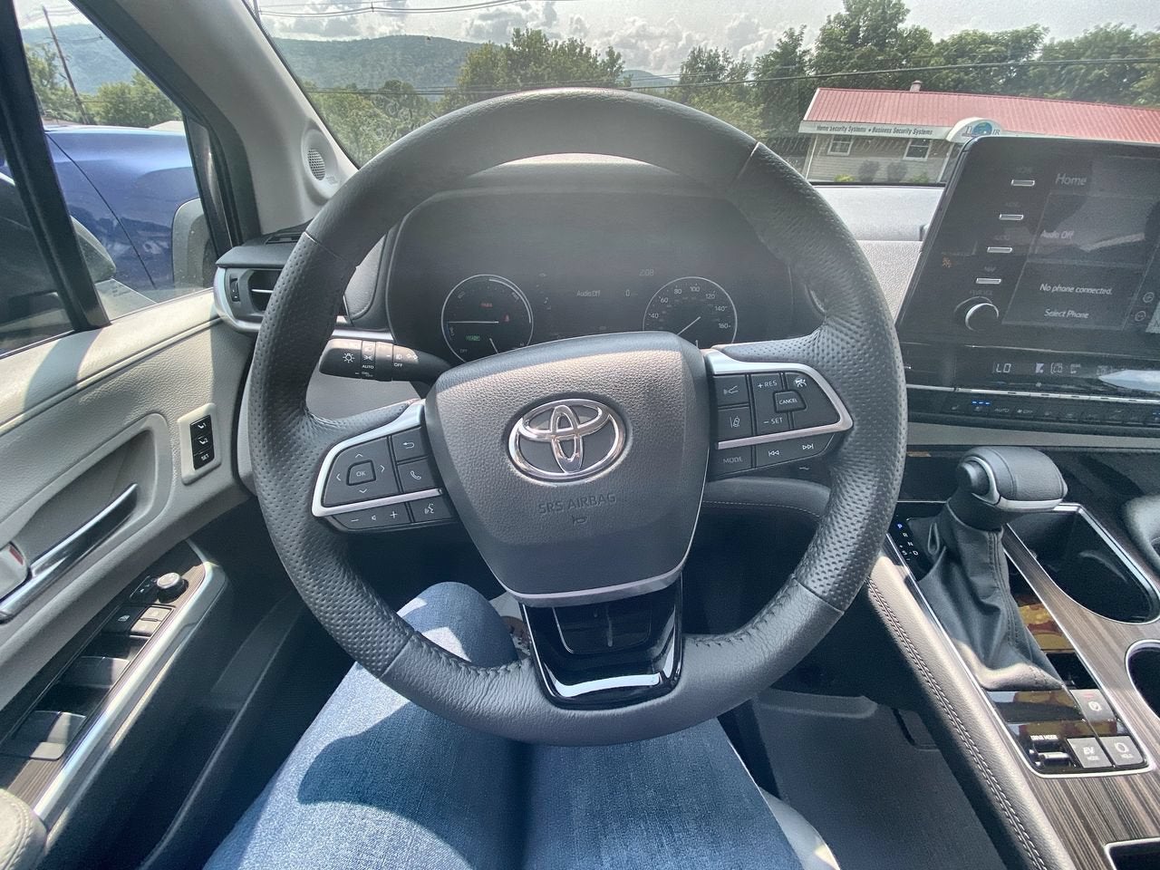 2023 Toyota Sienna Limited