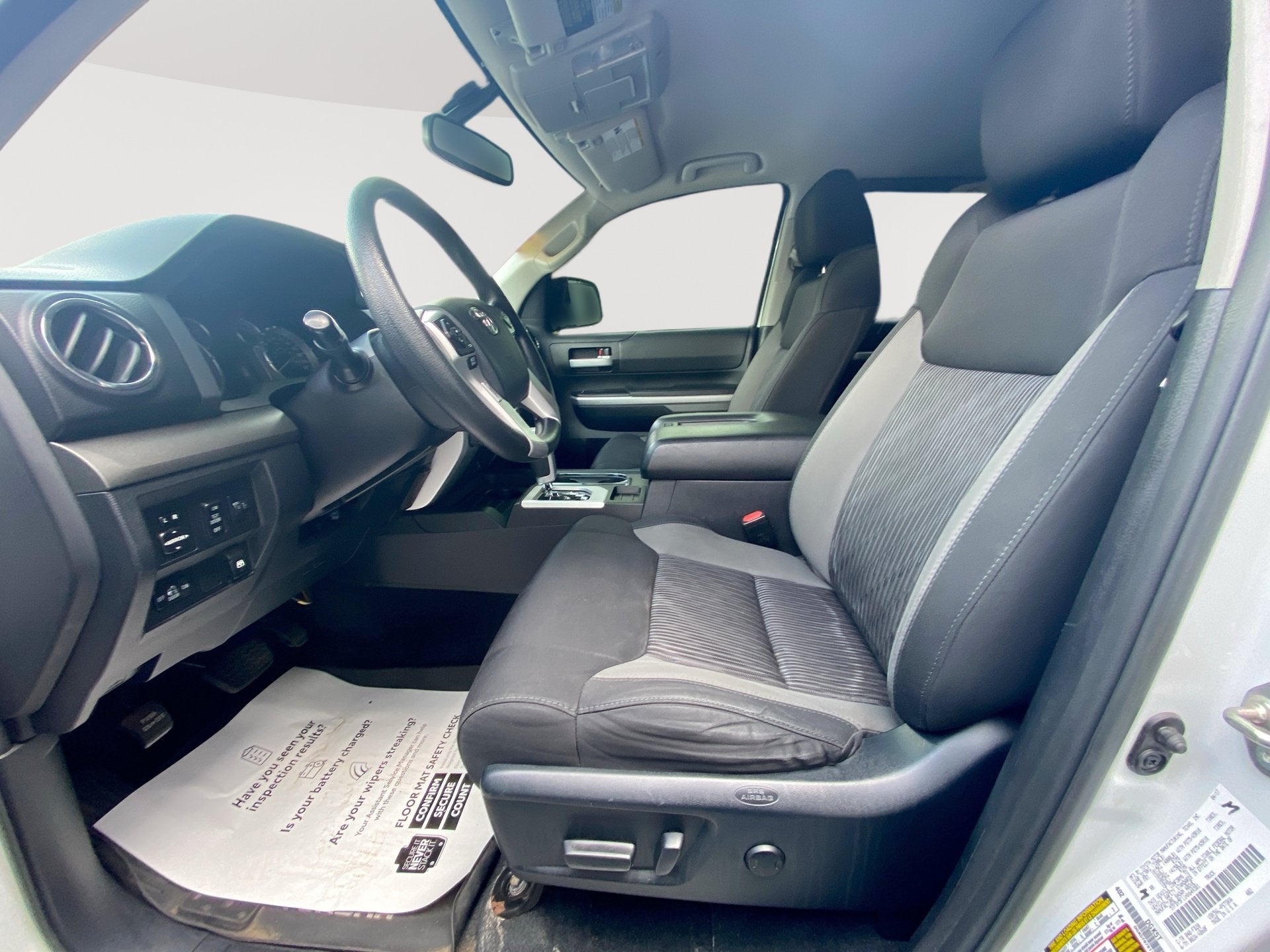 2017 Toyota Tundra 4WD SR5