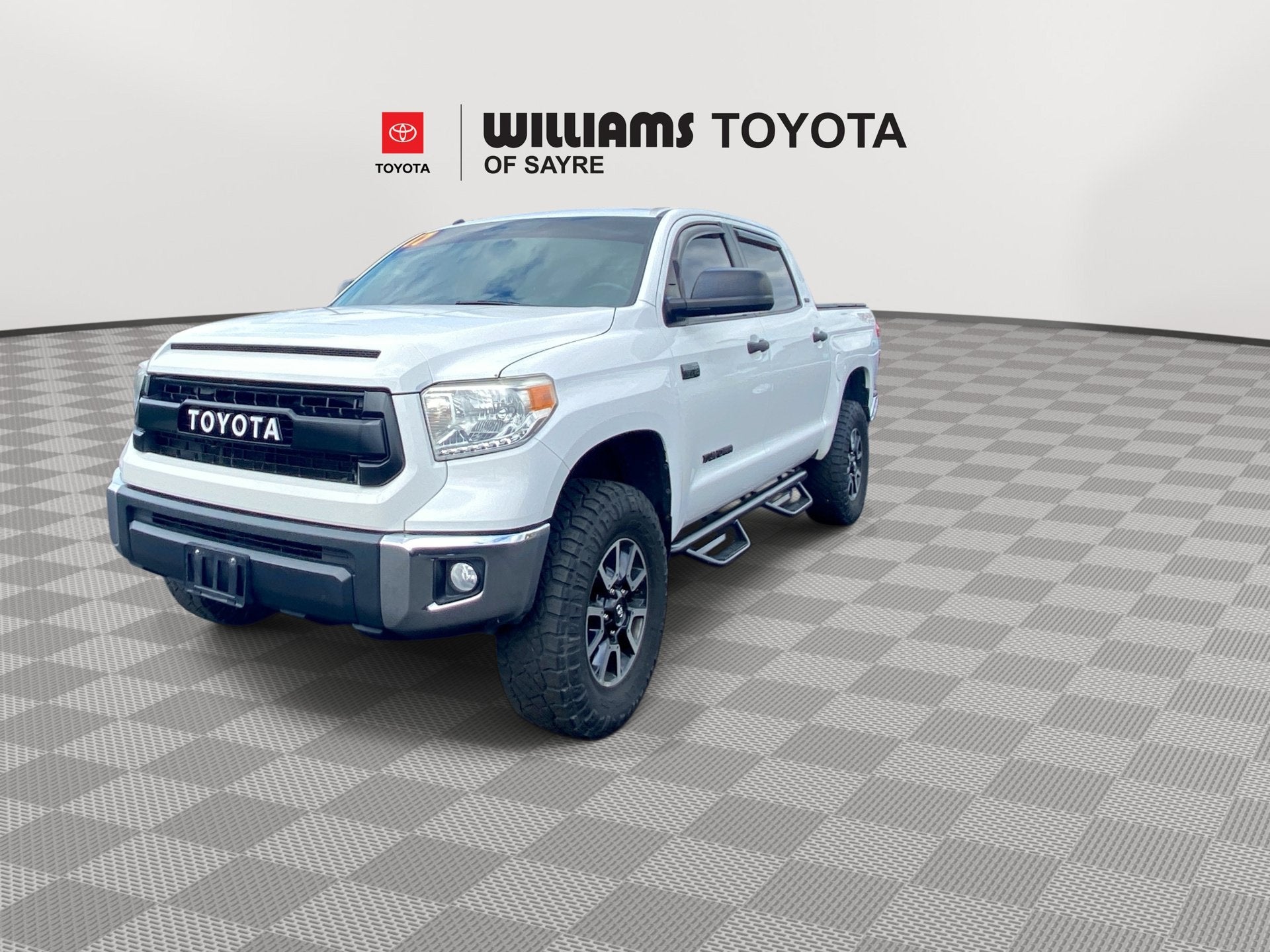 2017 Toyota Tundra 4WD SR5