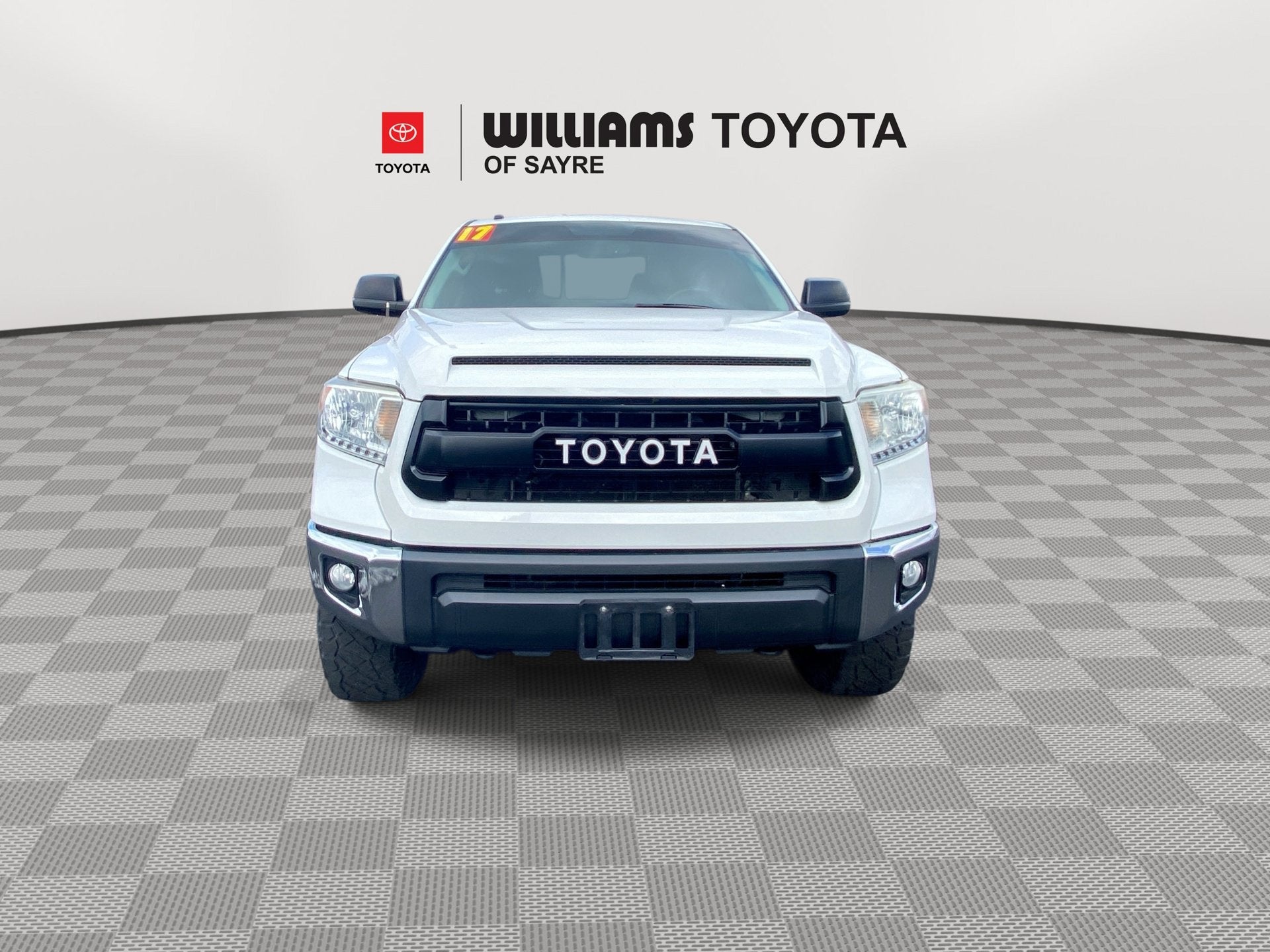 2017 Toyota Tundra 4WD SR5