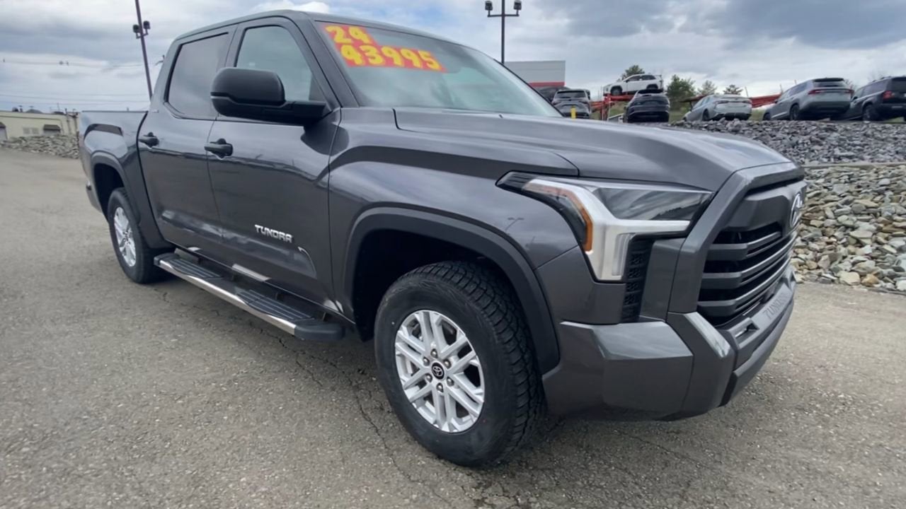 2024 Toyota Tundra 4WD SR5