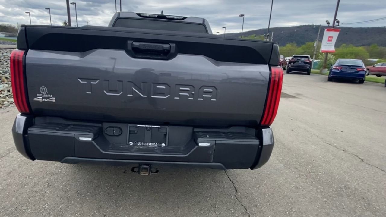 2024 Toyota Tundra 4WD SR5