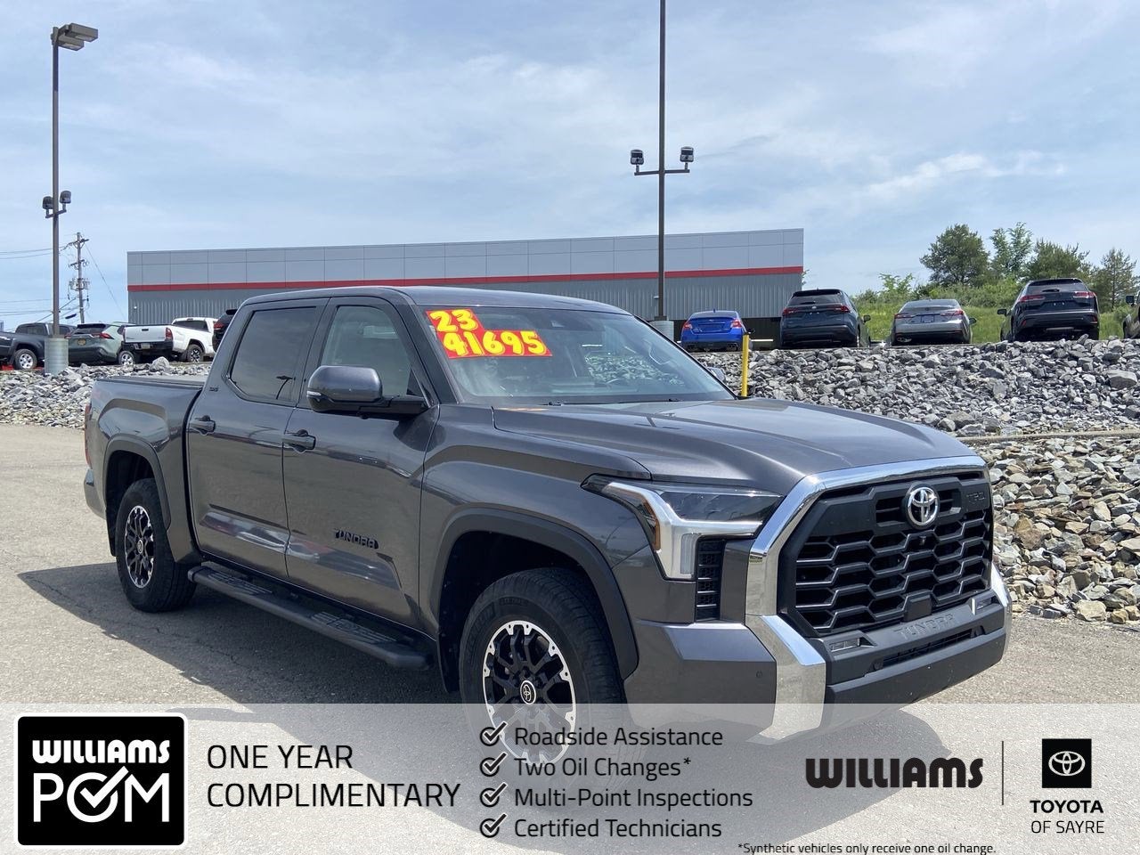 2023 Toyota Tundra 4WD SR5