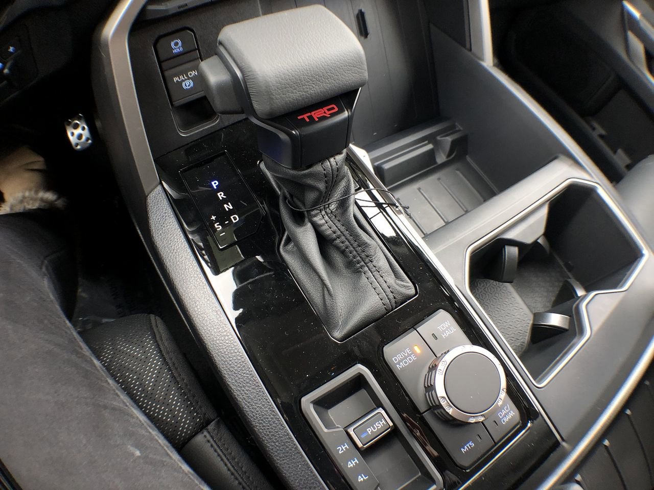 2023 Toyota Tundra 4WD SR5