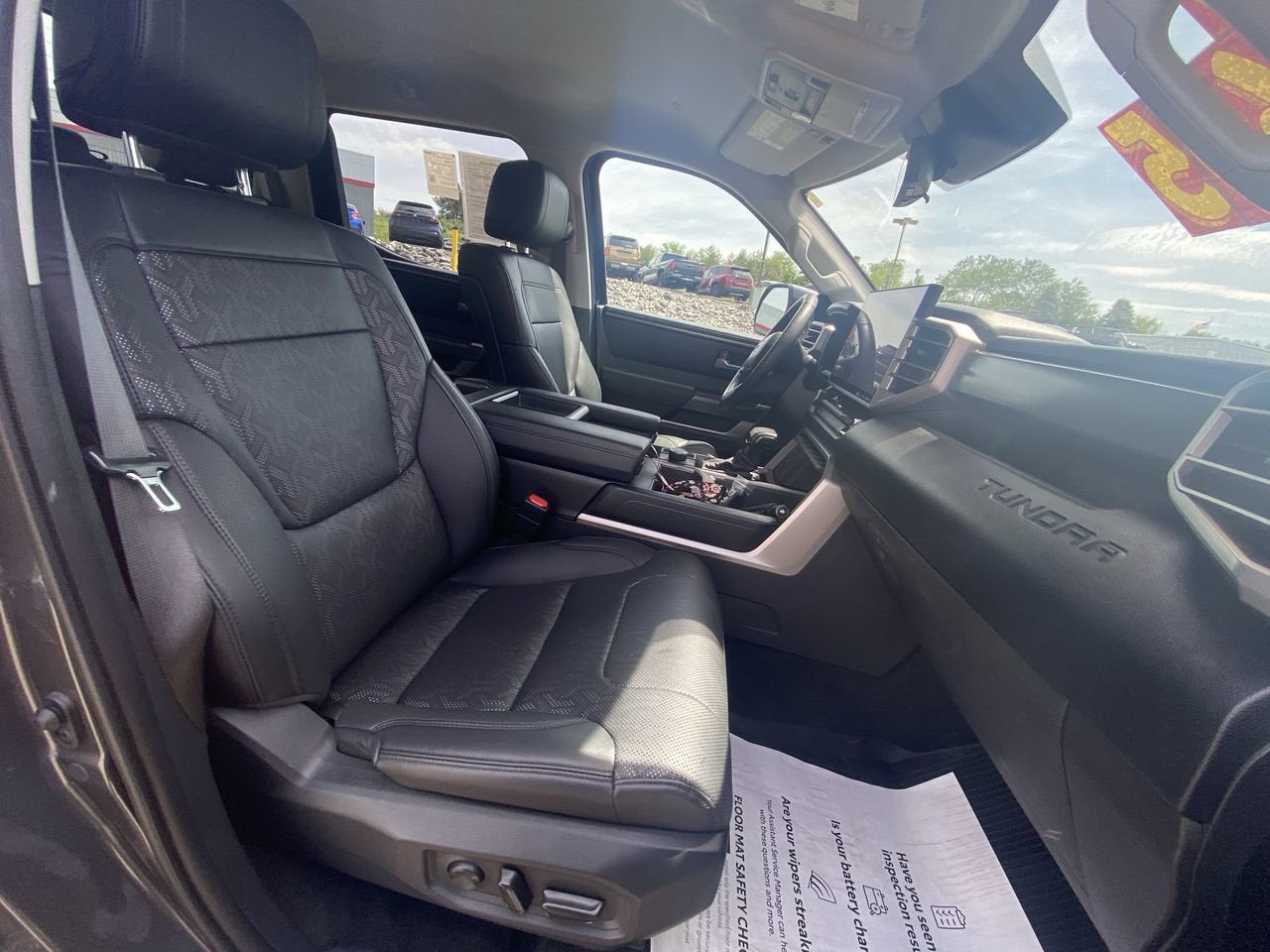 2023 Toyota Tundra 4WD SR5