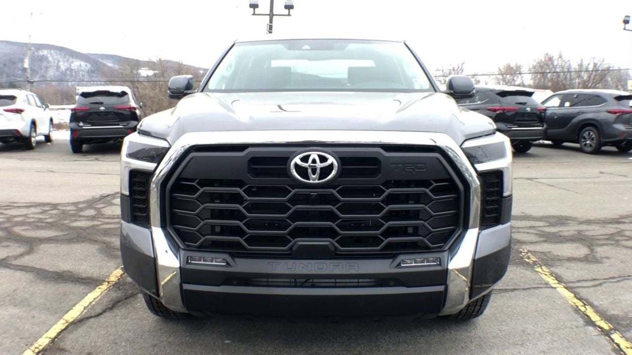2023 Toyota Tundra 4WD SR5