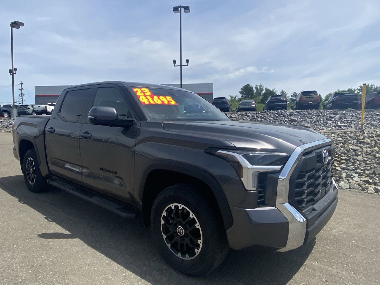2023 Toyota Tundra 4WD SR5