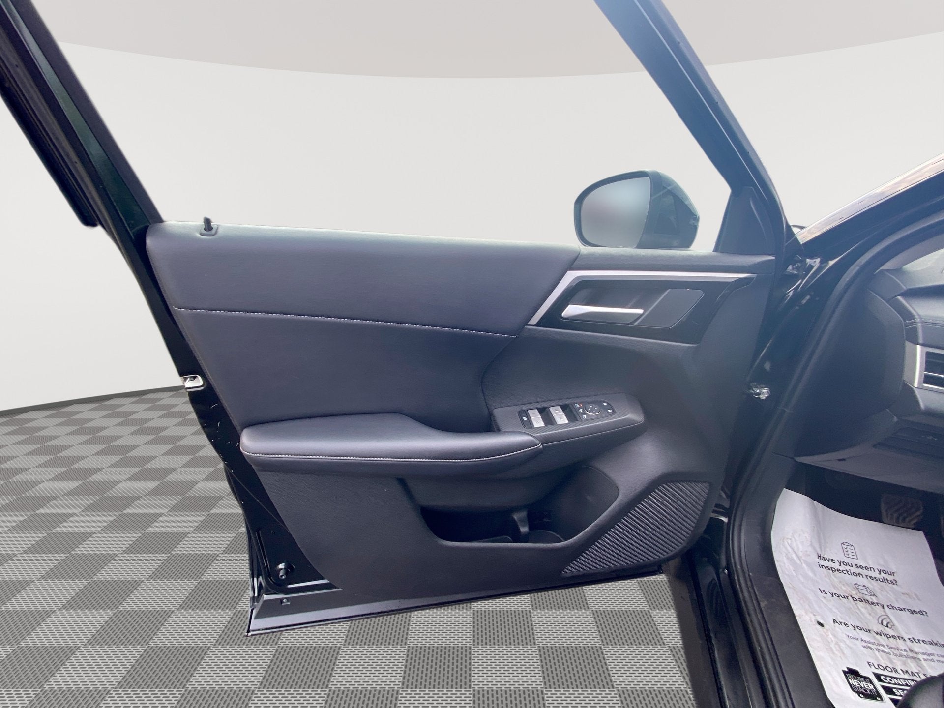2024 Mitsubishi Outlander SE Black Edition w/Pano Roof