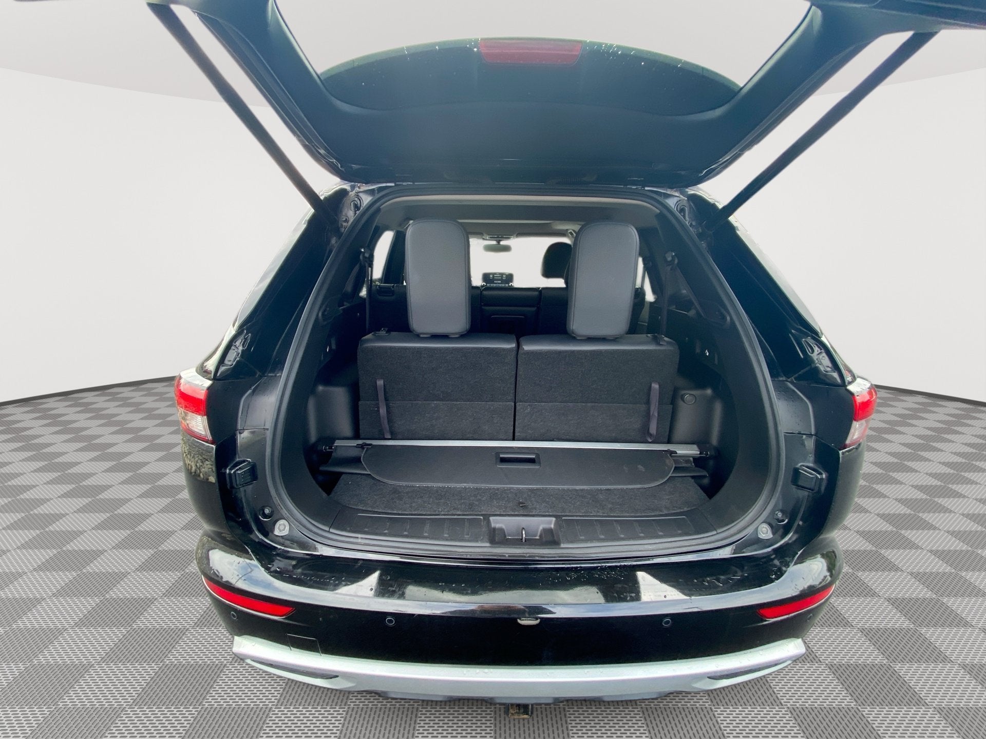 2024 Mitsubishi Outlander SE Black Edition w/Pano Roof