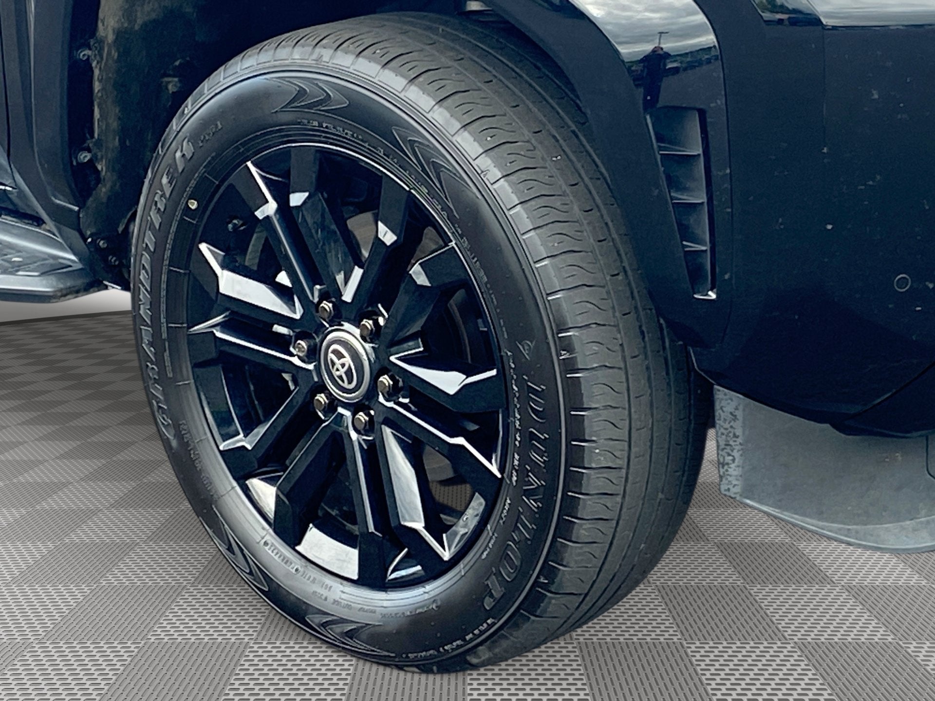 2026 Toyota 4Runner Hybrid Platinum