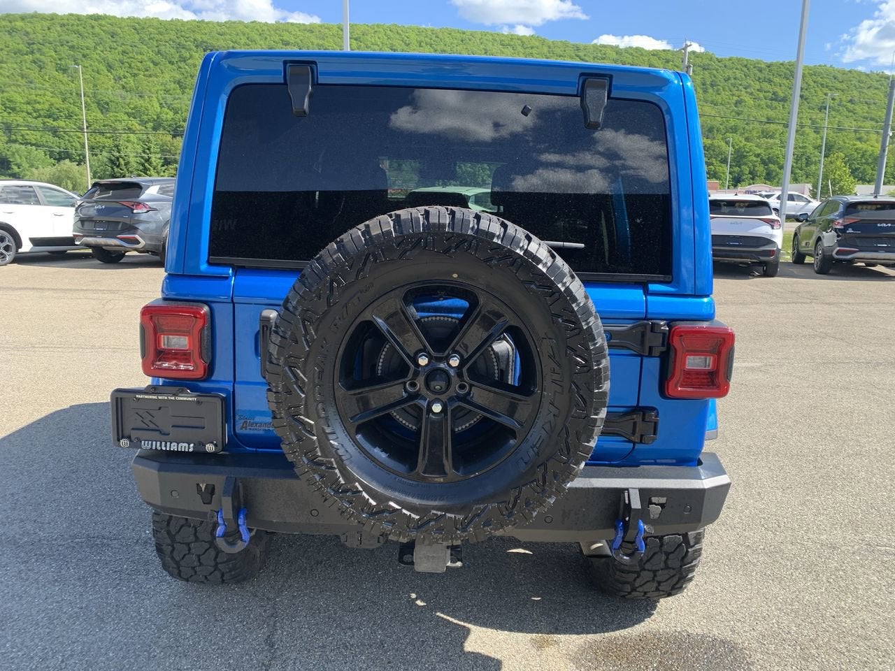 2022 Jeep Wrangler Unlimited Sahara Altitude