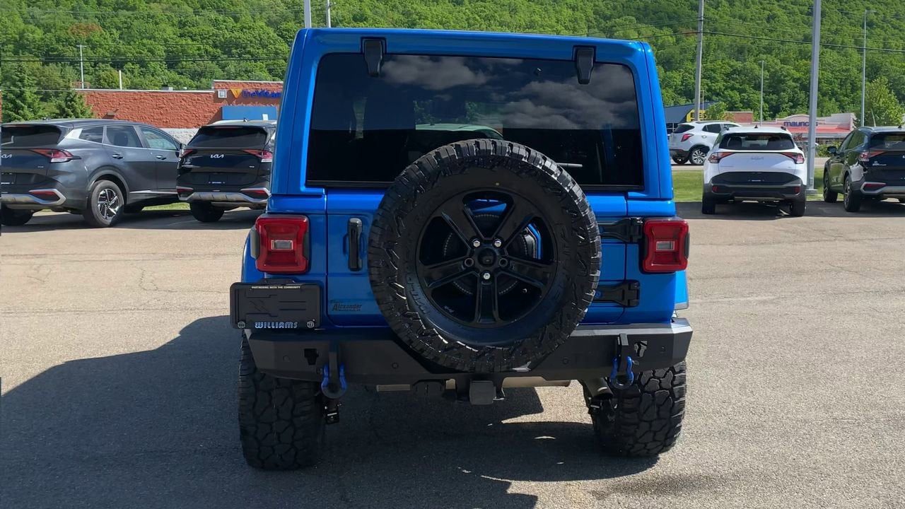 2022 Jeep Wrangler Unlimited Sahara Altitude