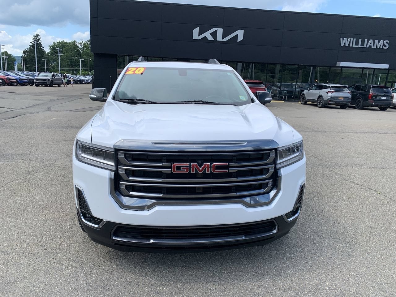 2020 GMC Acadia AT4