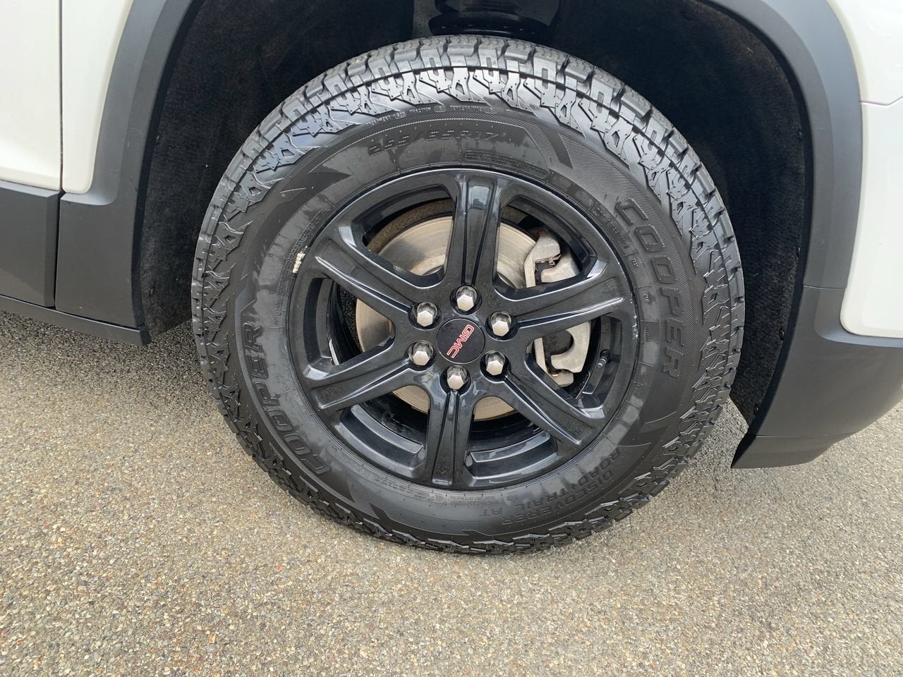 2020 GMC Acadia AT4