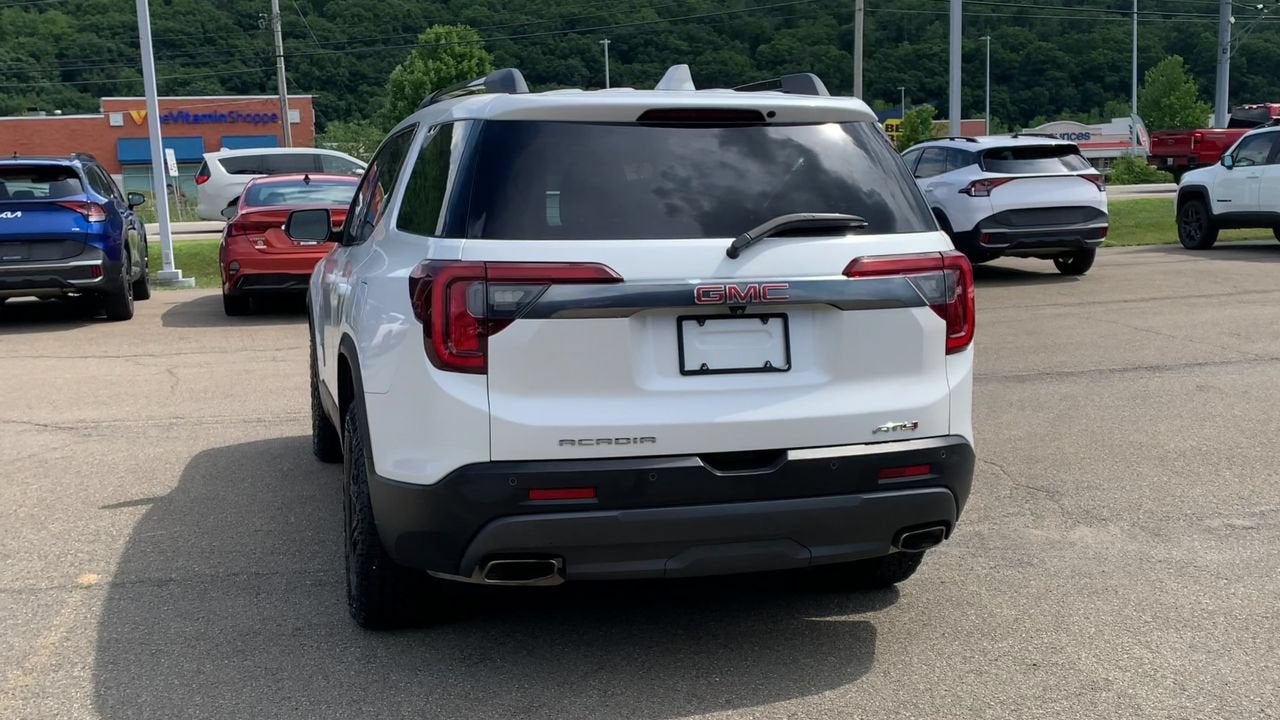 2020 GMC Acadia AT4
