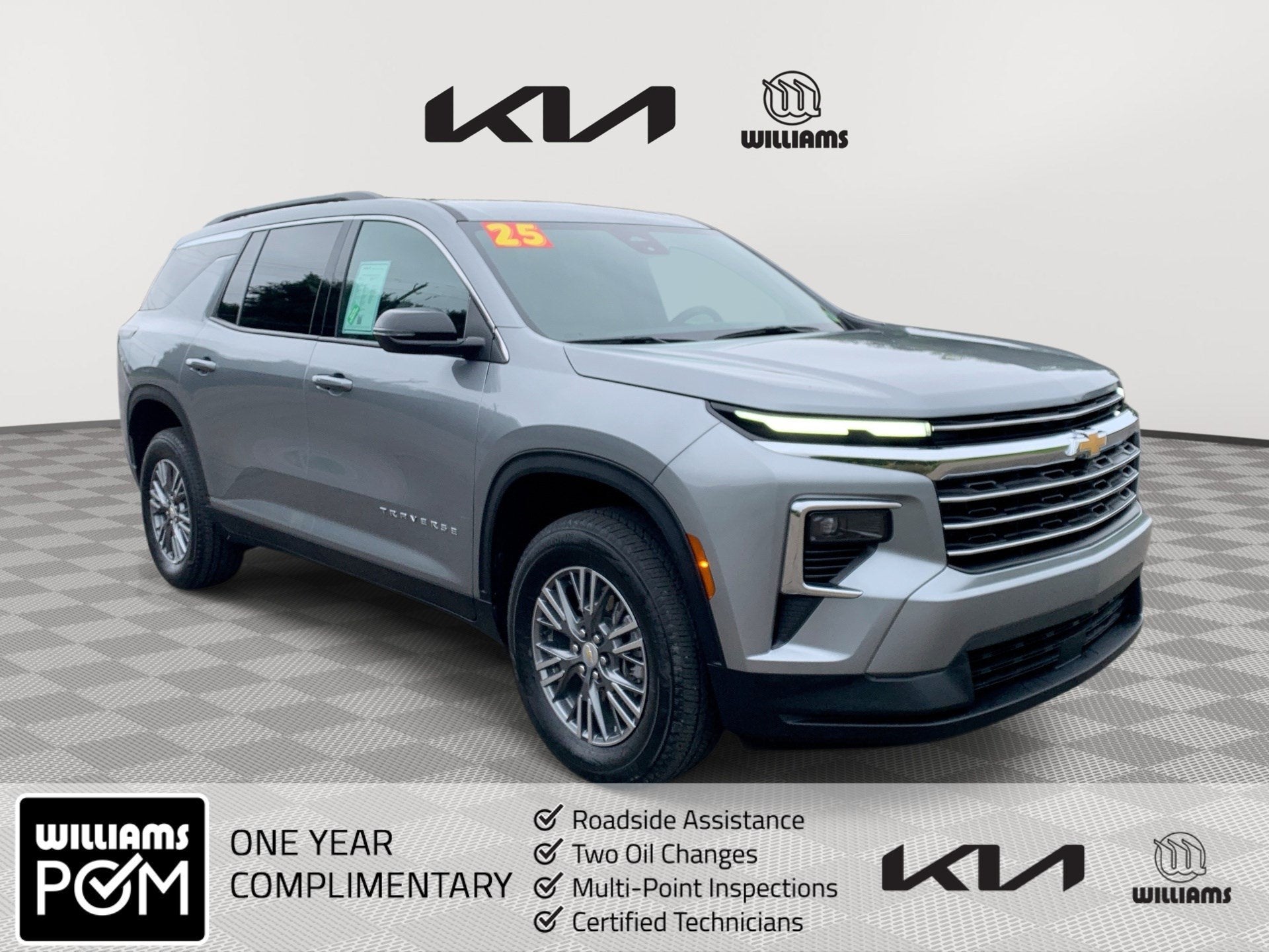 2025 Chevrolet Traverse LT