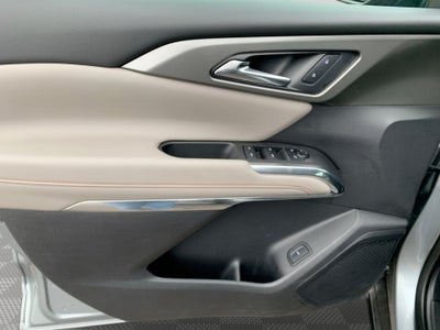 2025 Chevrolet Traverse AWD LT