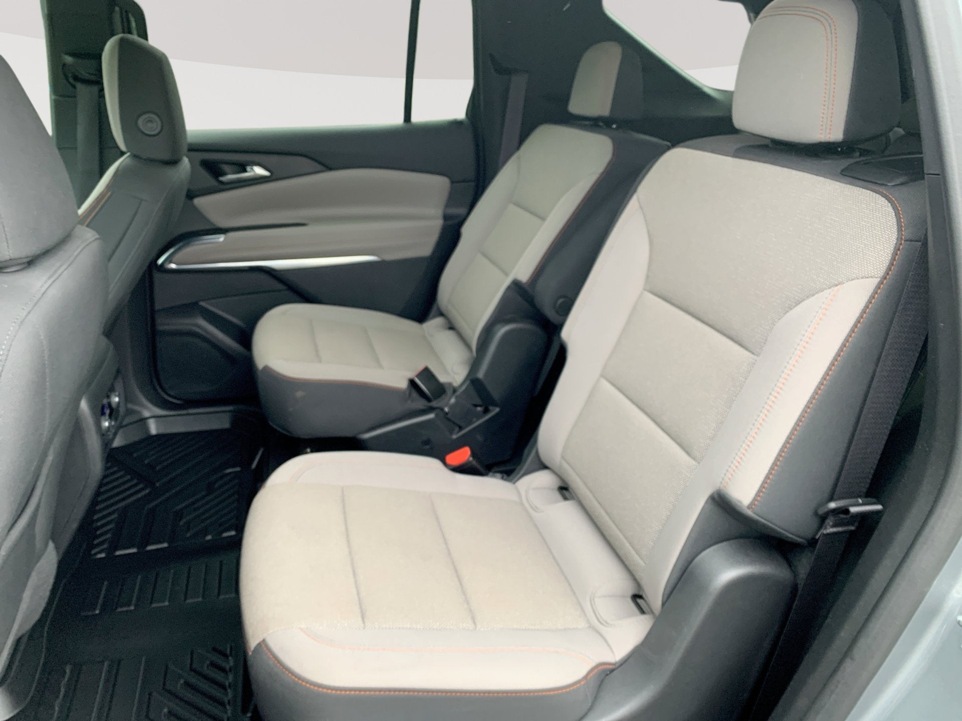 2025 Chevrolet Traverse AWD LT