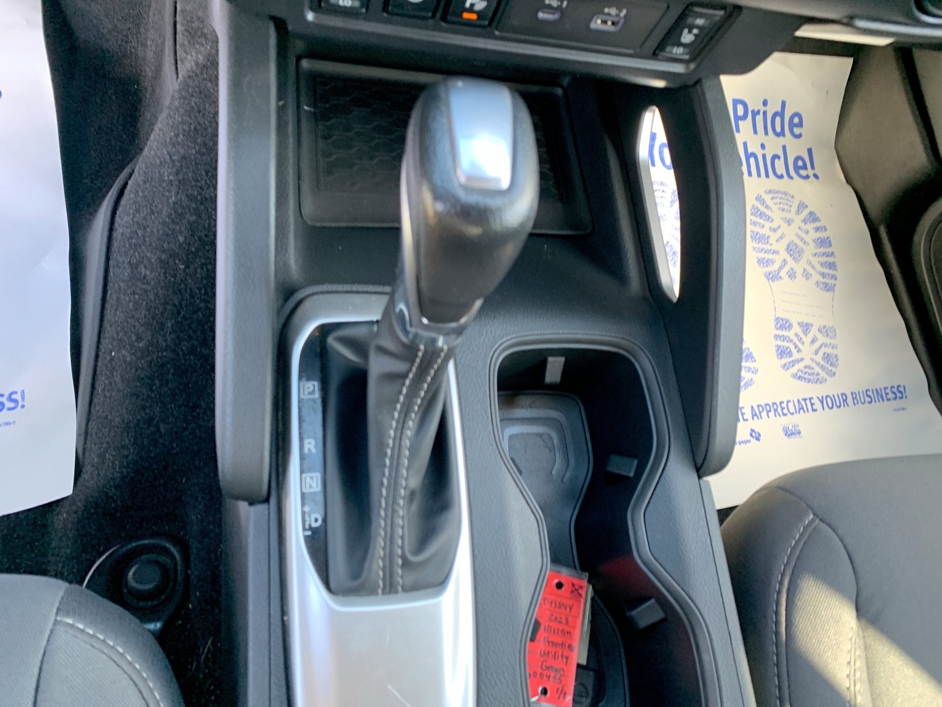 2023 Nissan Frontier SV