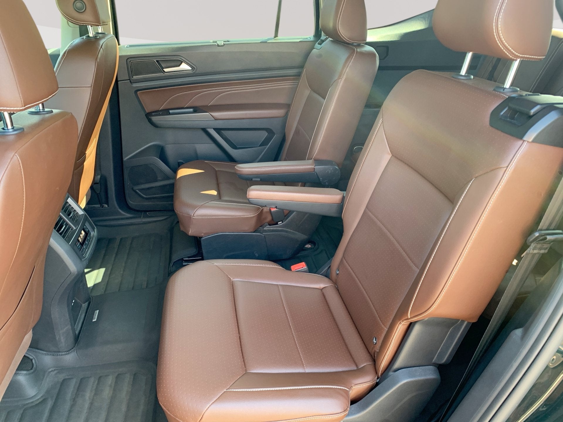 2022 Volkswagen Atlas 3.6L V6 SEL R-Line