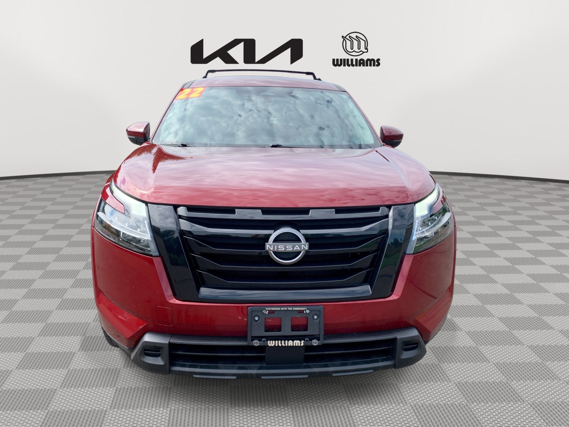 2022 Nissan Pathfinder SV