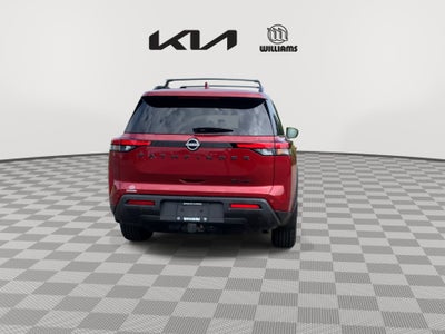 2022 Nissan Pathfinder SV