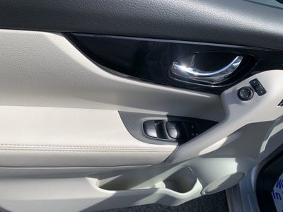 2022 Nissan Rogue Sport SV