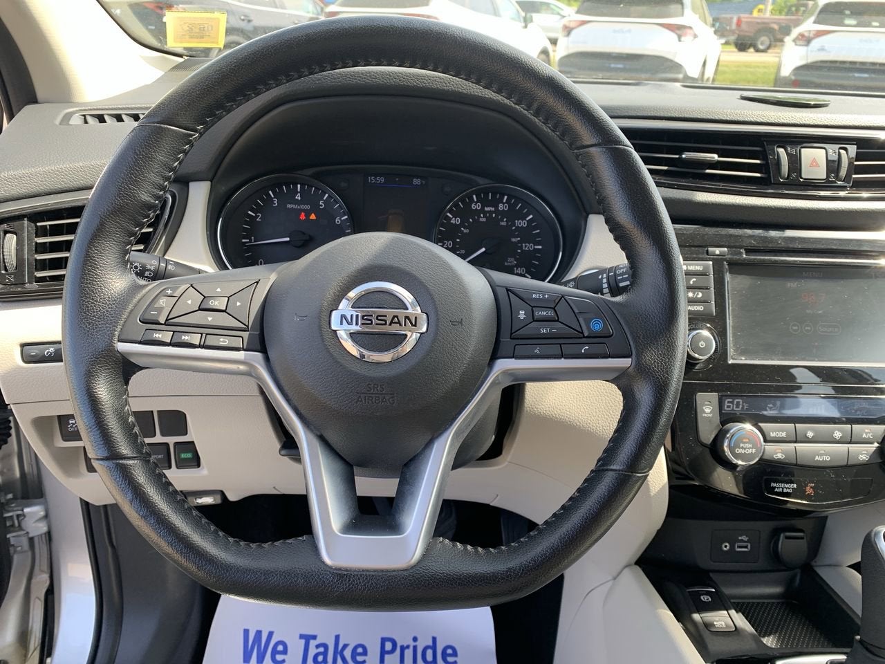 2022 Nissan Rogue Sport SV