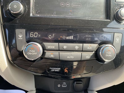 2022 Nissan Rogue Sport SV