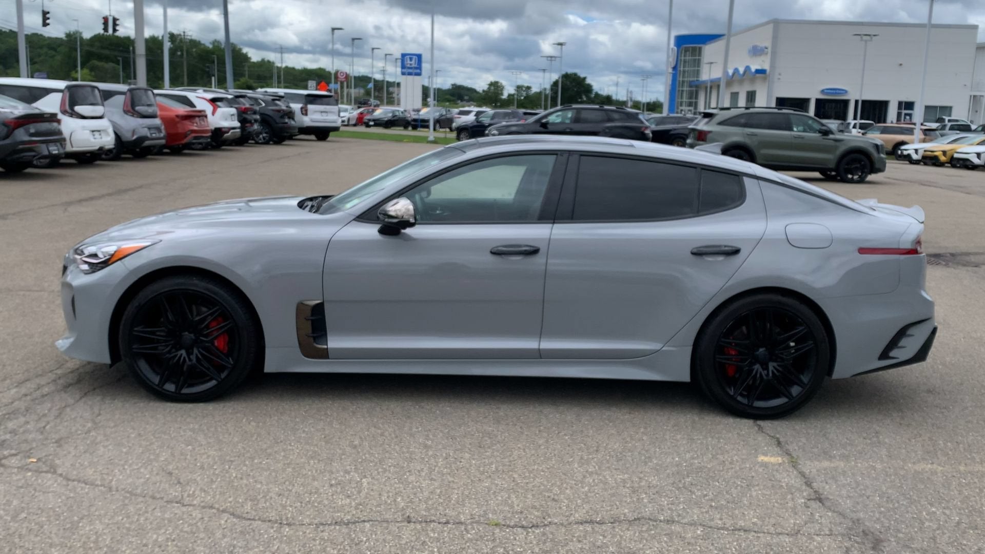 2023 Kia Stinger GT2