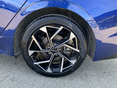 2025 Kia K5 EX
